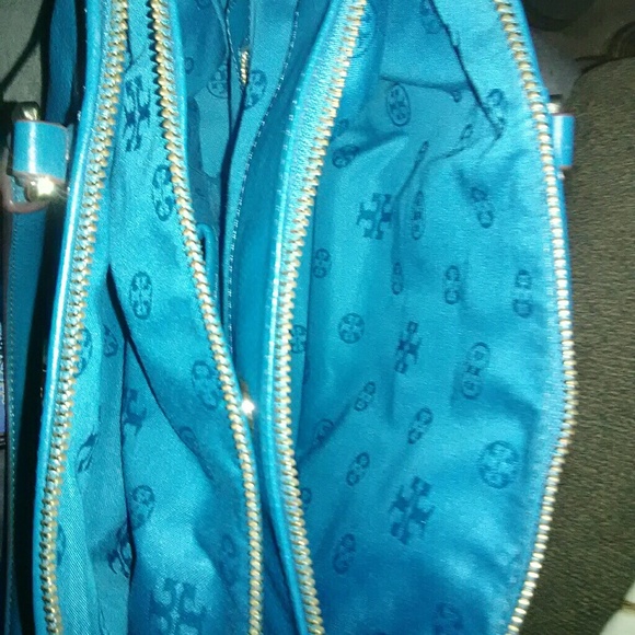 New Tory Burch Bag - Picture 5 of 8